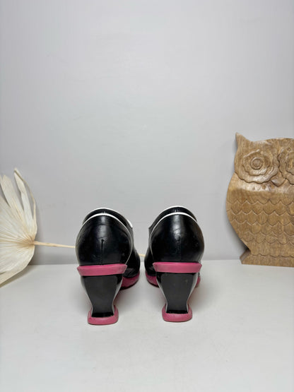 W Shoe Size 8 John Fluevog Black Leather Double Buckle Heels