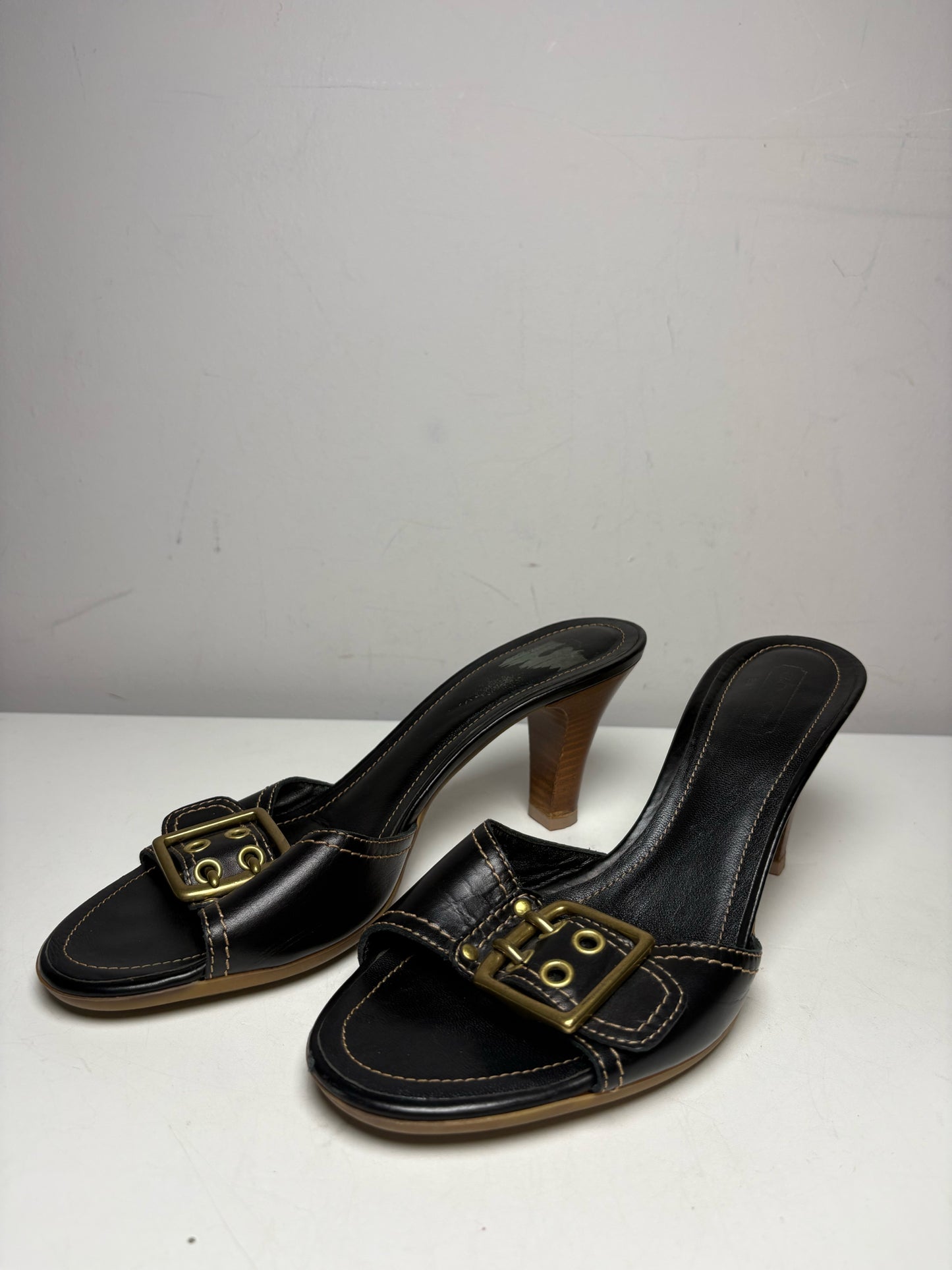 Women Shoe Size 8.5 (Estimated) Coach Margot Black Leather Vintage Y2K Rare Pre-Owned Sandals