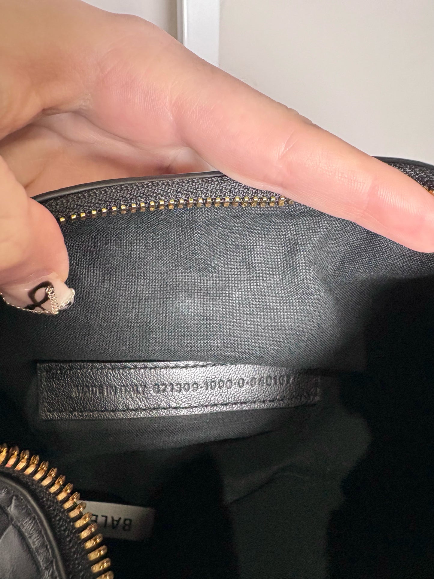 Balenciaga La Cagole XS Arena Lambskin Black Aged Hardware NWT Pre-owned Bag