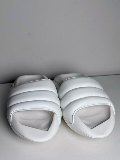 W Shoe Size 40 (10, US) Balmain White Leather, Rubber Lambskin Pre-owned Sandals