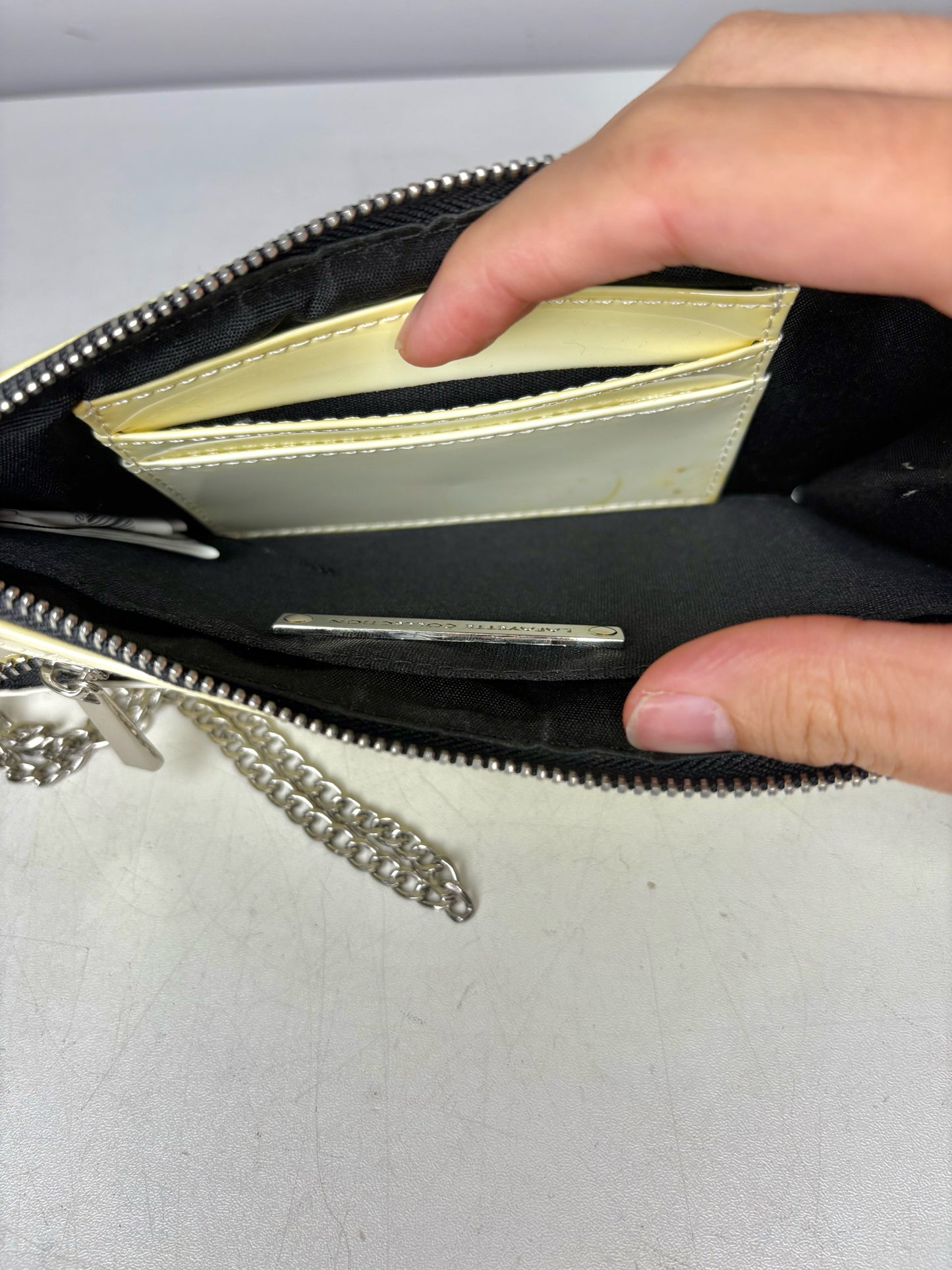 Lafayette 148 Solid Patent Leather Pre-owned Pale Yellow Clutch Purse