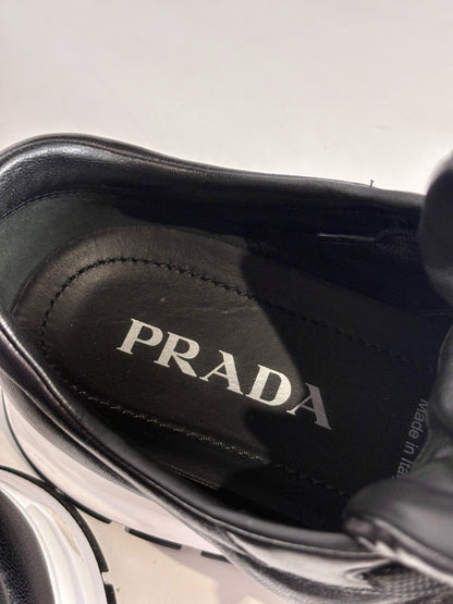 W Shoe Size 40 (10) Prada Prax 01 Black, White Calfskin Women's Sneakers