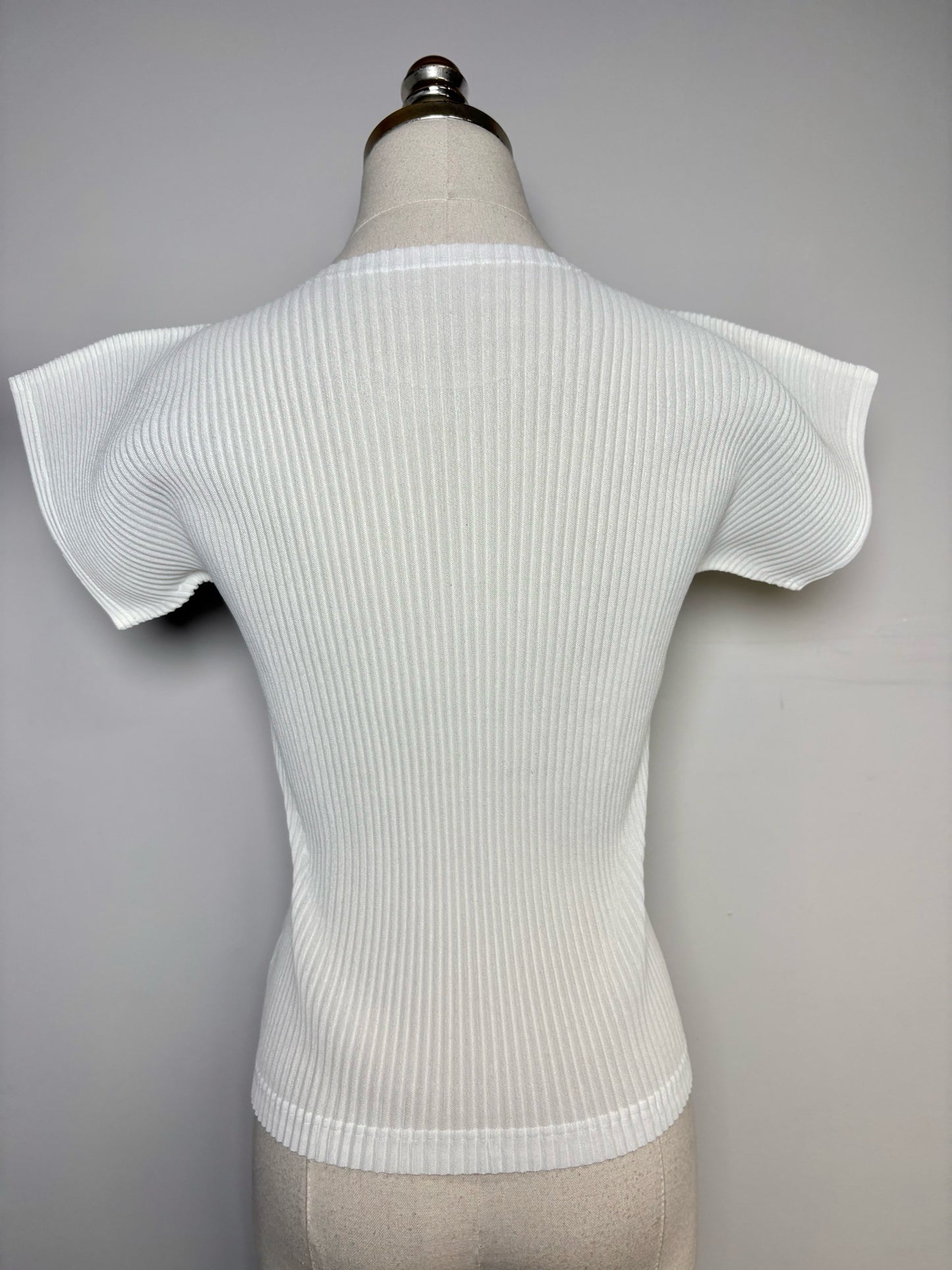 Women Size F (Free/One Size) Issey Miyake White Graphic Print Pleats Top