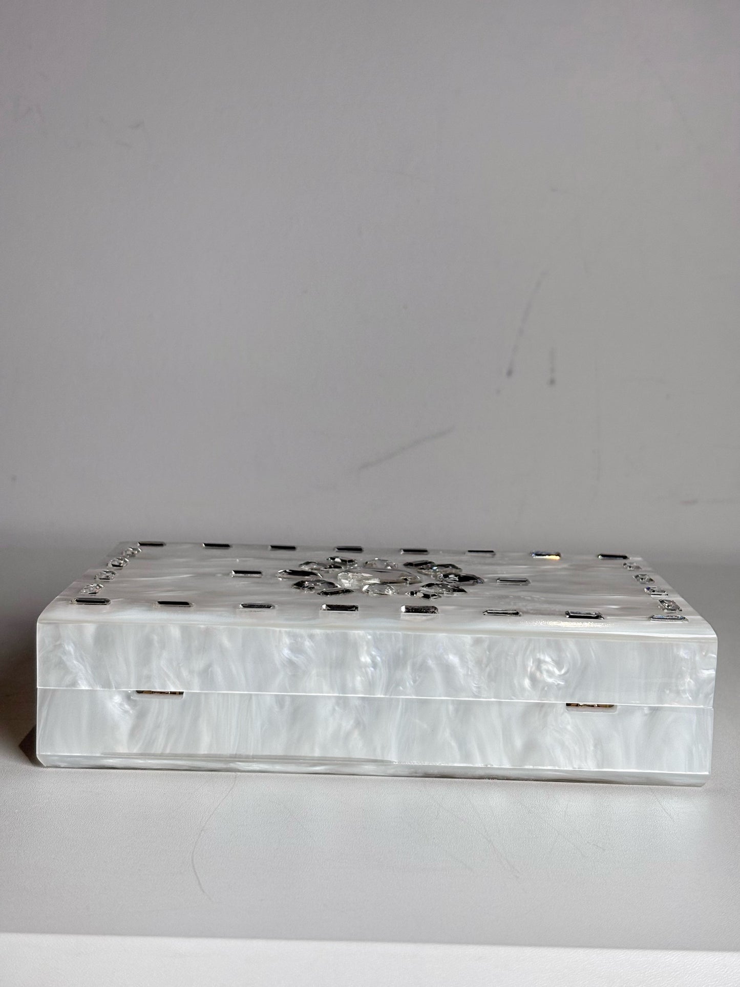 Asha Pearlescent Hardshell Crystal Embel  Pre-owned, NWT White Small Purse