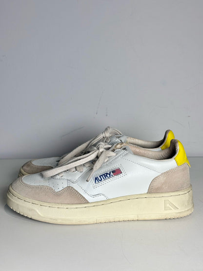 W Shoe Size 38 Autry Beige, White, Yellow Leather & Suede Women's Sneakers