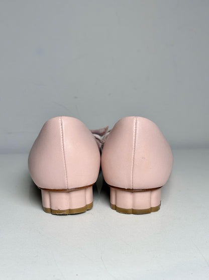 W Shoe Size 7.5 Salvatore Ferragamo Light Pink Leather Scallop Pre-owned Pump