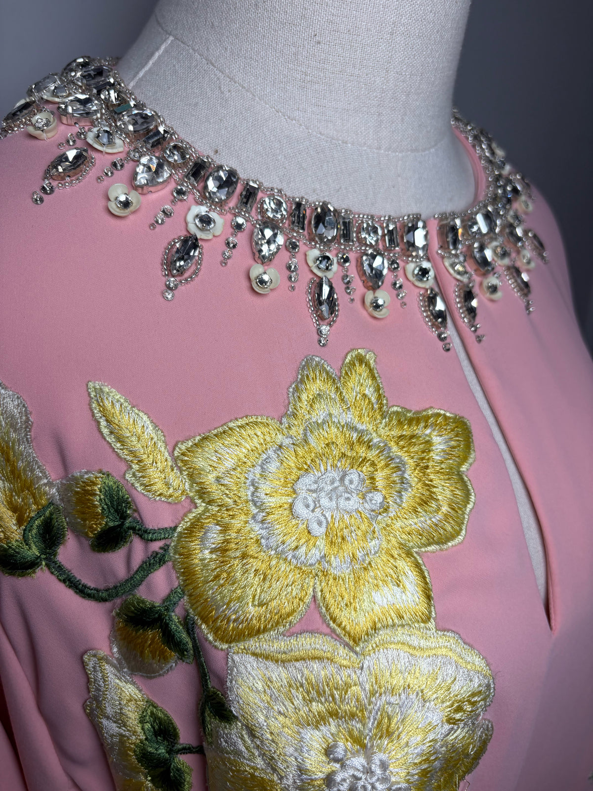 Women's Carolina Herrera Floral Crystal Embellished Pre-Owned Kaftan Dress