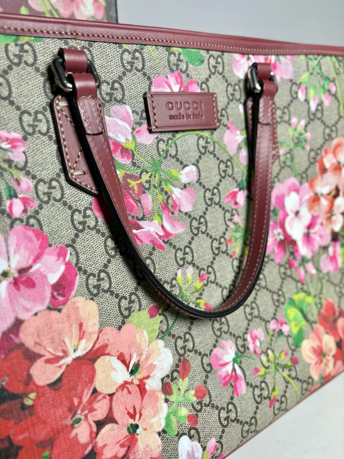 Gucci GG Supreme Floral Burgundy Tote