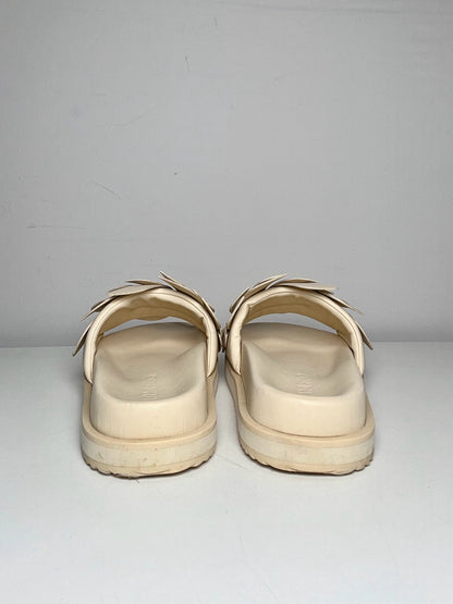 W Shoe Size 8 Farm Rio Ivory Vegan Leather Pre-owned Slip-ons