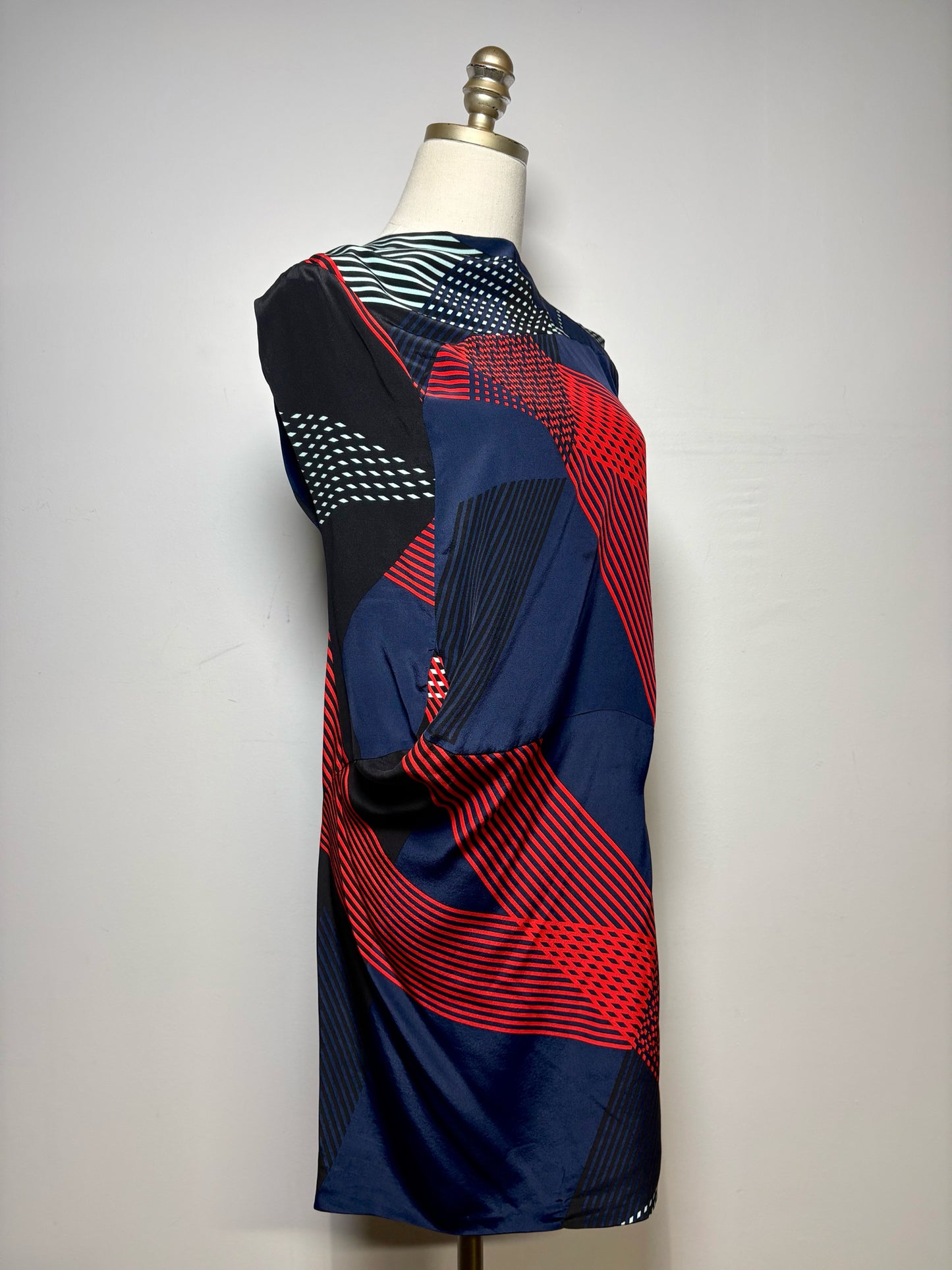 Size 4 Derek Lam Multi-Color Print Women's 100% Silk Pre-owned, NWT Dress
