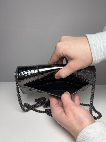 Balenciaga Gunmetal Hourglass Wallet on Chain NWOT Pre-owned