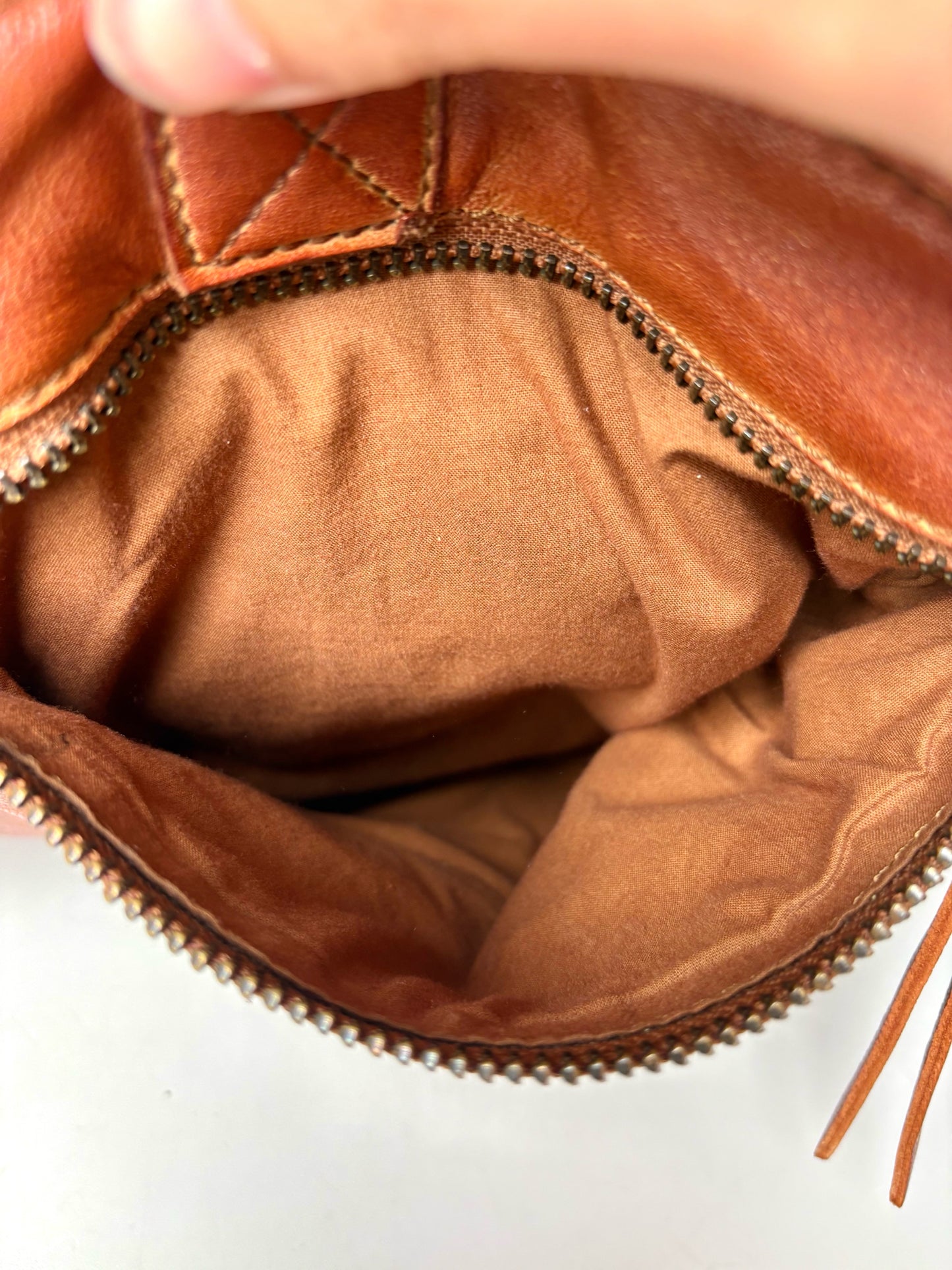 Carbon 2 Cobalt Solid Leather Pre-owned Caramel Tote/Satchel