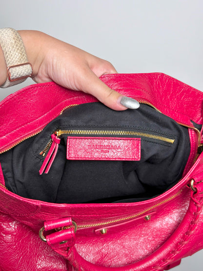 Leather Balenciaga Solid Lambskin Pre-owned Red Cowhide Medium Purse