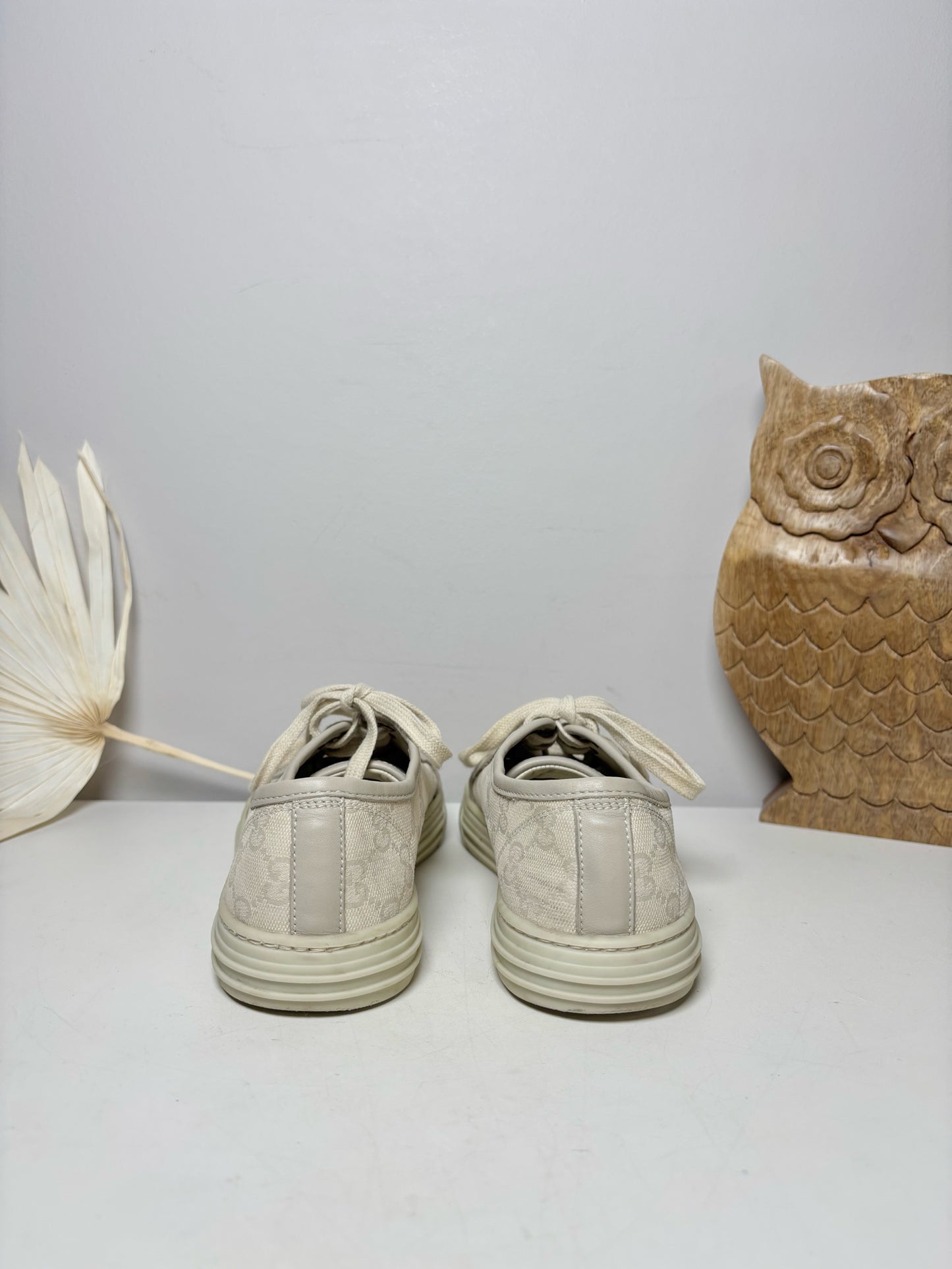 W Shoe Size 37 (7) Gucci GG Cream Washed Canvas, Leather Sneakers