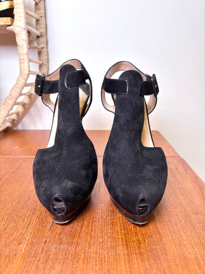 W Shoe Size 39.5 Christian Louboutin Orlan 140 T-strap Black Pre-owned Heels