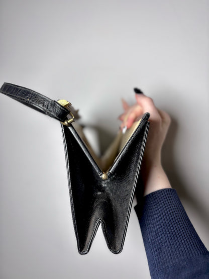 Bags by Supreme Solid Vintage Leather Pre-owned Black Evening Purse