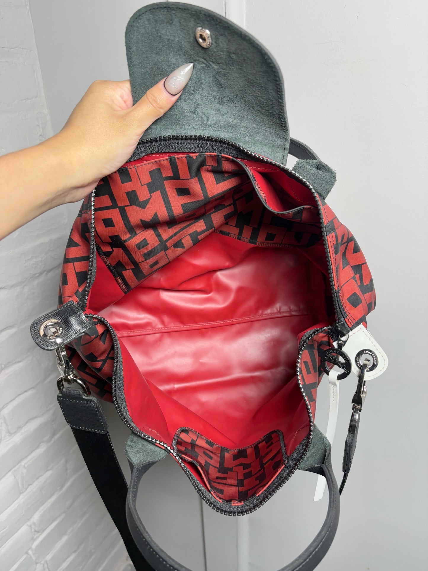 Nylon Longchamp Monogram Black & Red Medium Purse