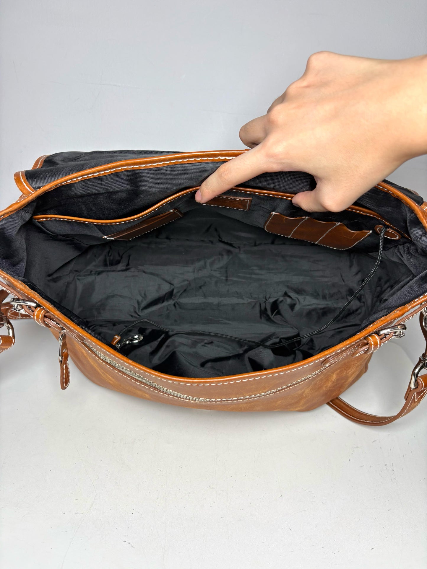 Mulholland Cognac Leather Men's Bag