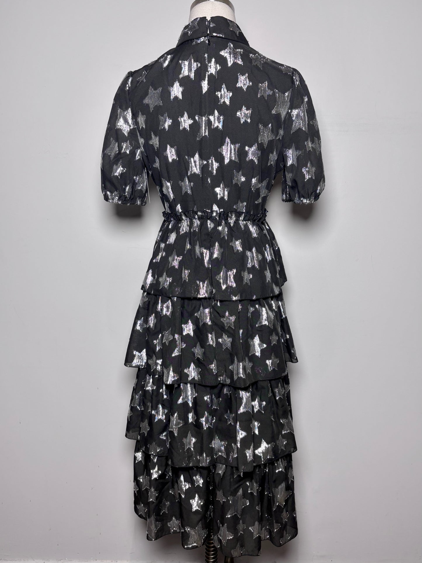Women Size 4 Halogen Black Silver Stars, Ribbons Pre-owned Dress
