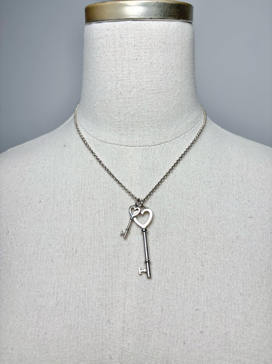 Sterling Silver Tiffany & Co.2 Heart Keys Necklace