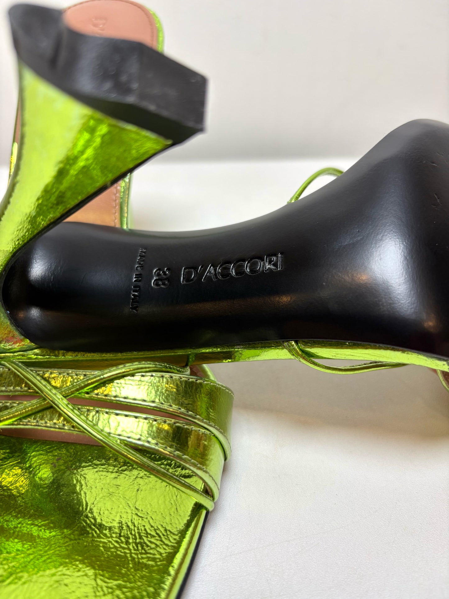 W Shoe Size 38 (7.5 - 8) D'Accori Bright Green "Lust Mules" Leather Calf Heels
