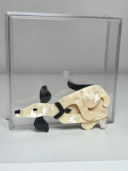 Beige, Black Lea Stein Vintage Howling Dog Pearly Beige, Black Pre-owned Pendant