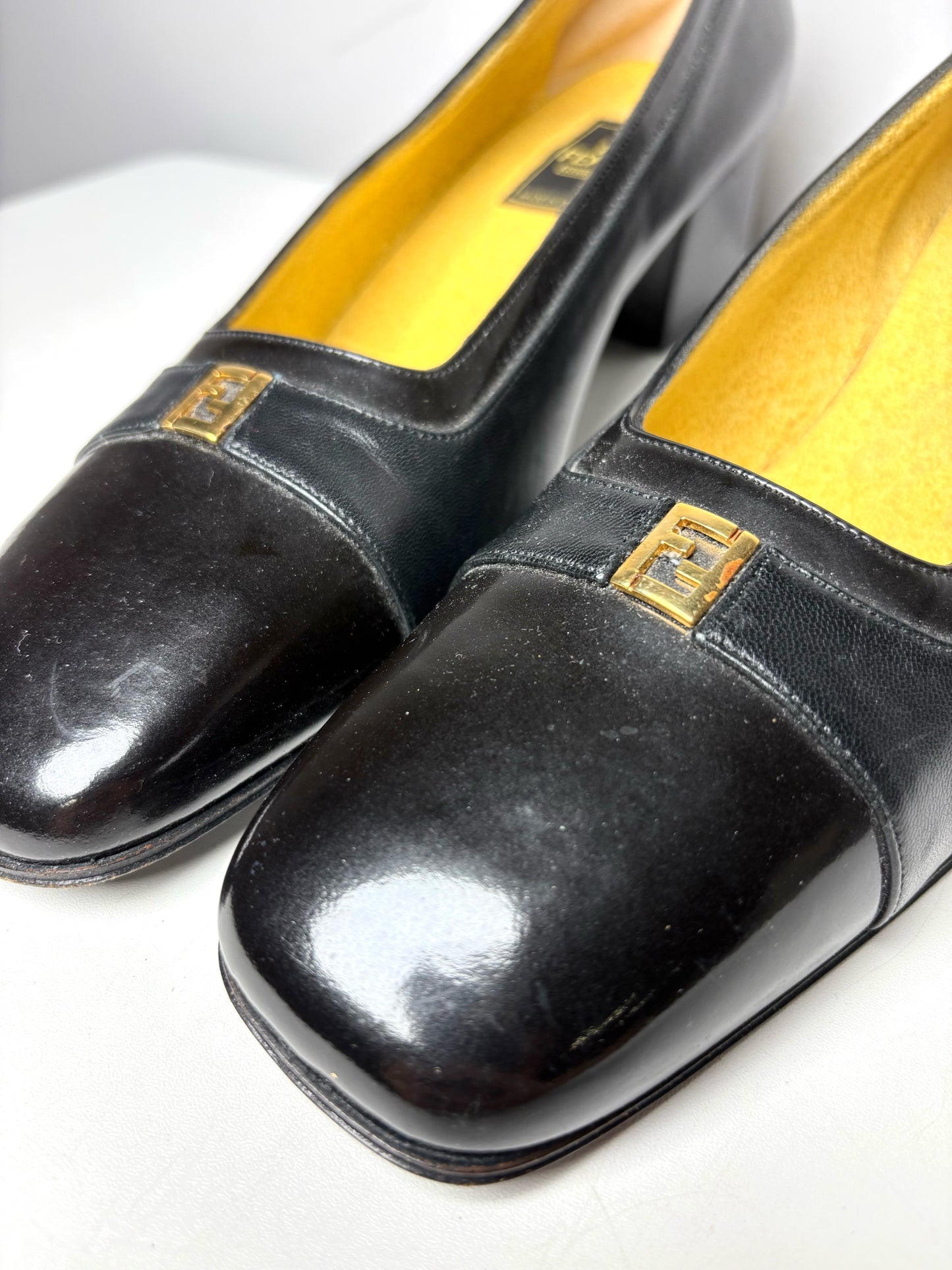 W Shoe Size 10 Fendi Black Leather Genuine Leather Women's Vintage Pump