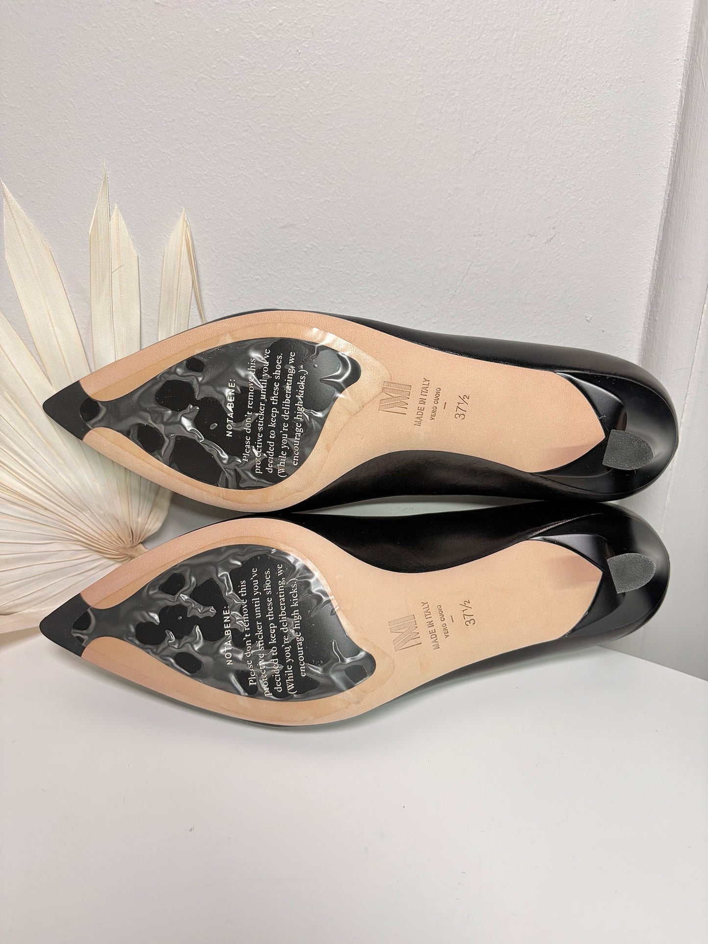 W Shoe Size 37.5 (7 US) M.M. Lafleur Black Leather Lilliana Pumps