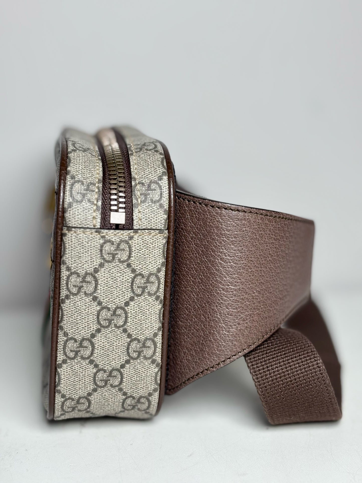Gucci Monogram Coated Canvas Like-New Brown Small Purse