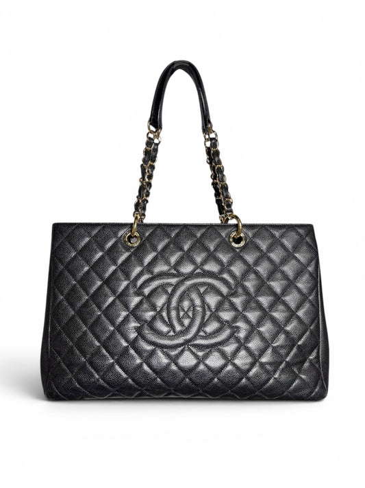 Chanel Extra Large GST Caviar Leather Black Quilted 16" Wide Pre-owned Tote