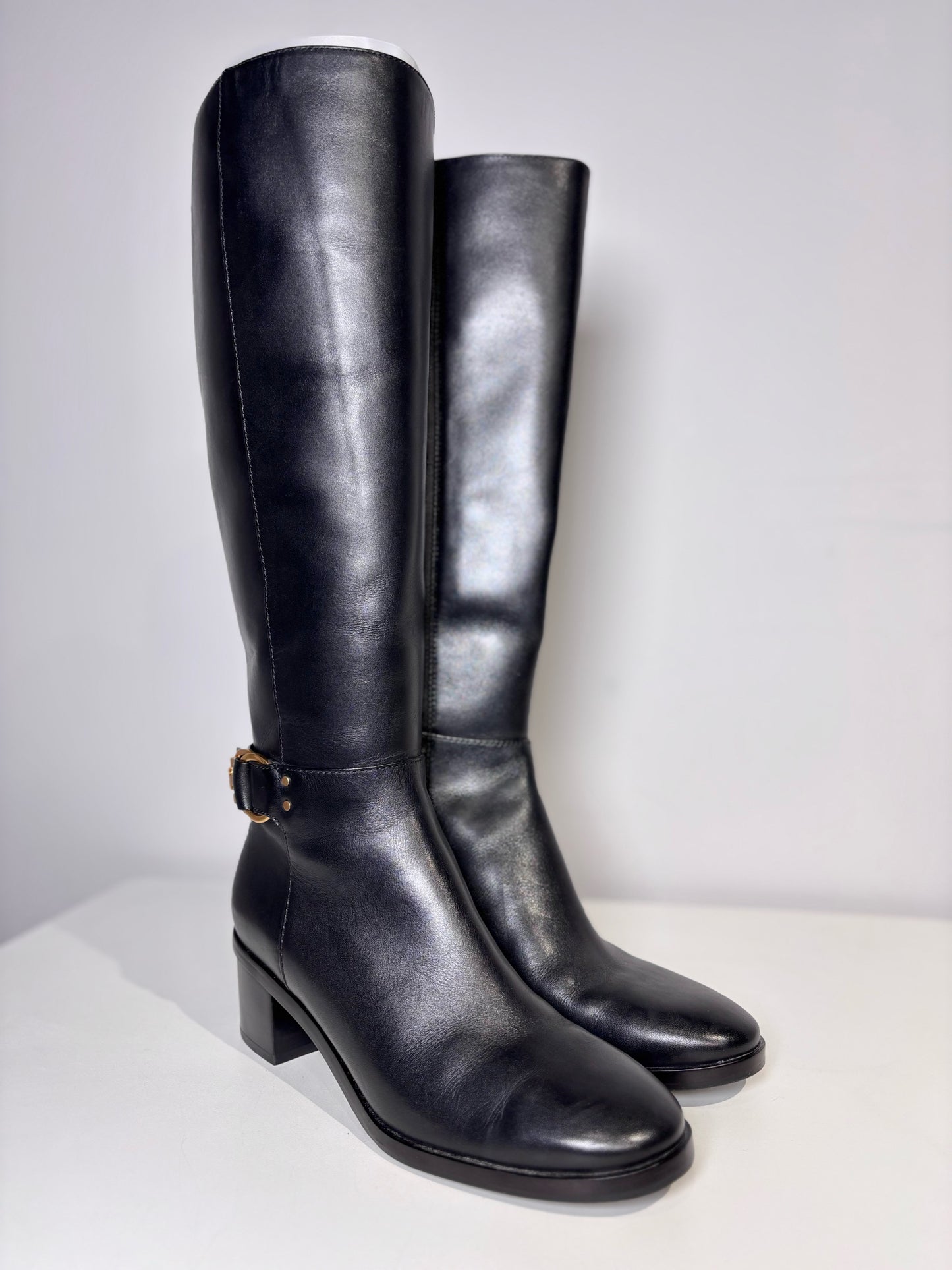 W Shoe Size 8 Tory Burch Black Leather Boots