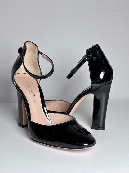 W Shoe Size 37.5 (7 US) Gianvito Rossi Black Leather Patent Pre-owned, NWT Heels