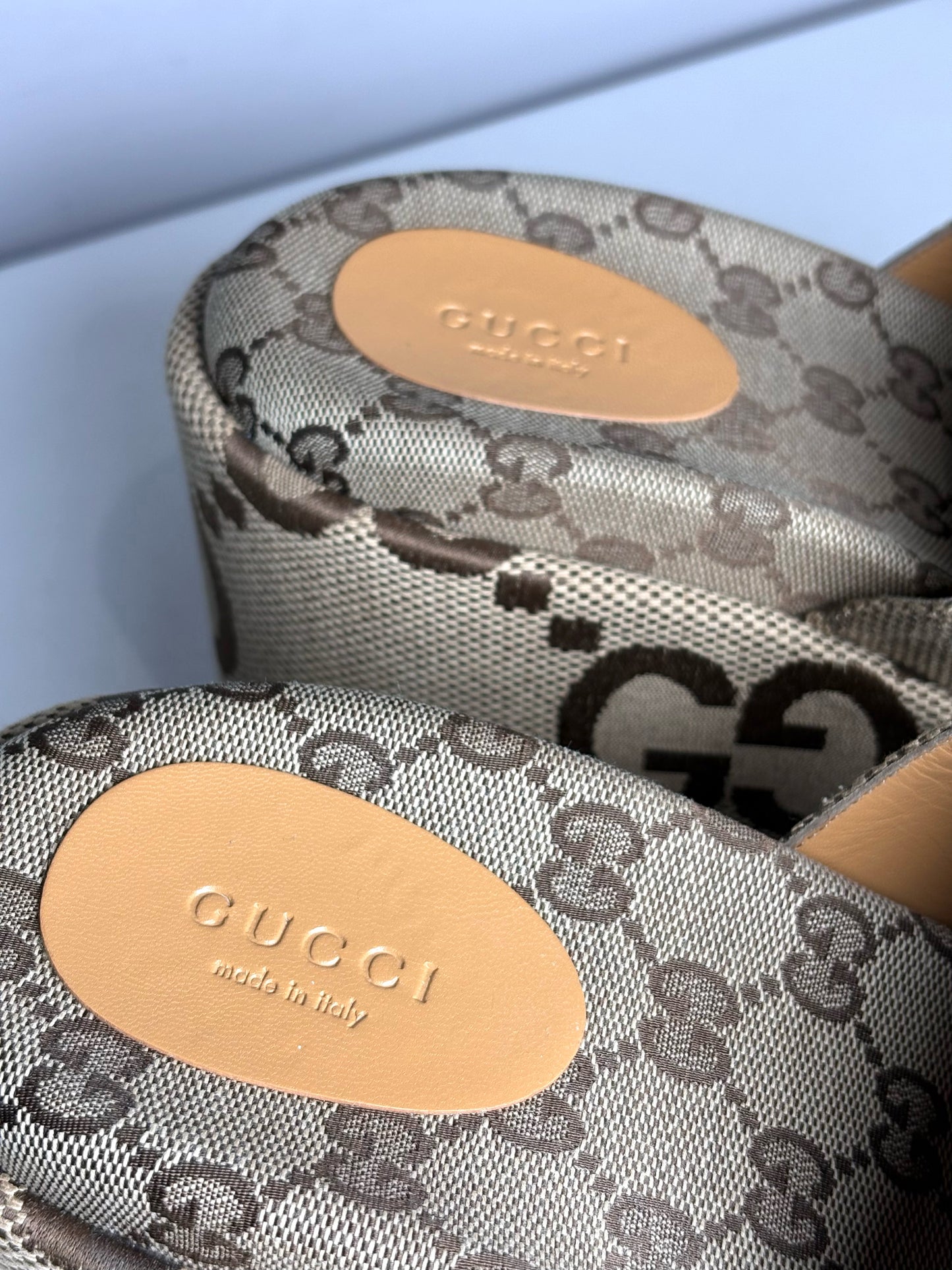 W Shoe Size 39 Gucci GG Beige, Brown Canvas Women's Pre-owned Wedge Slides