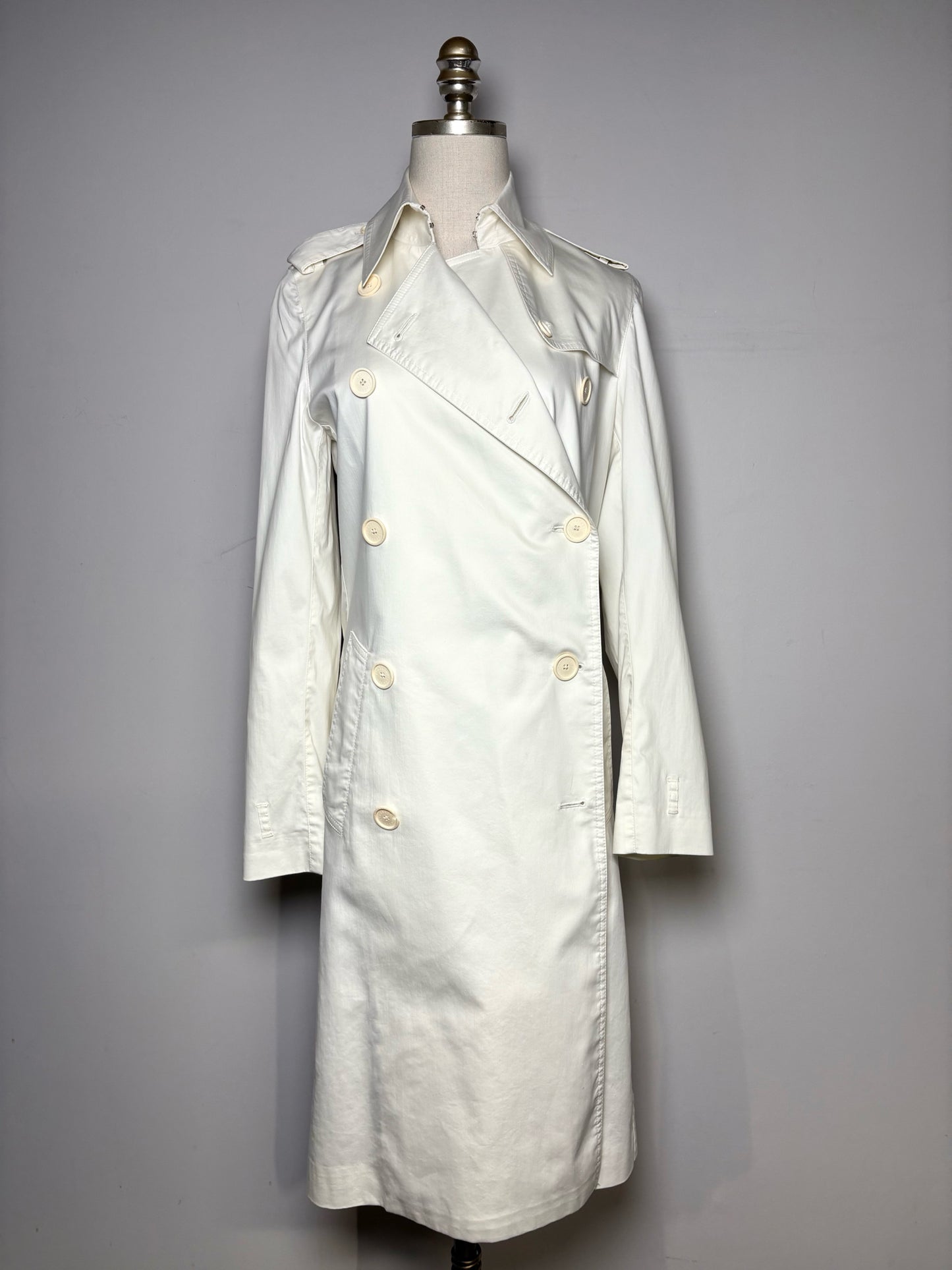 Women Size 4 Burberry White Cotton Blend Trench/Rain Coat