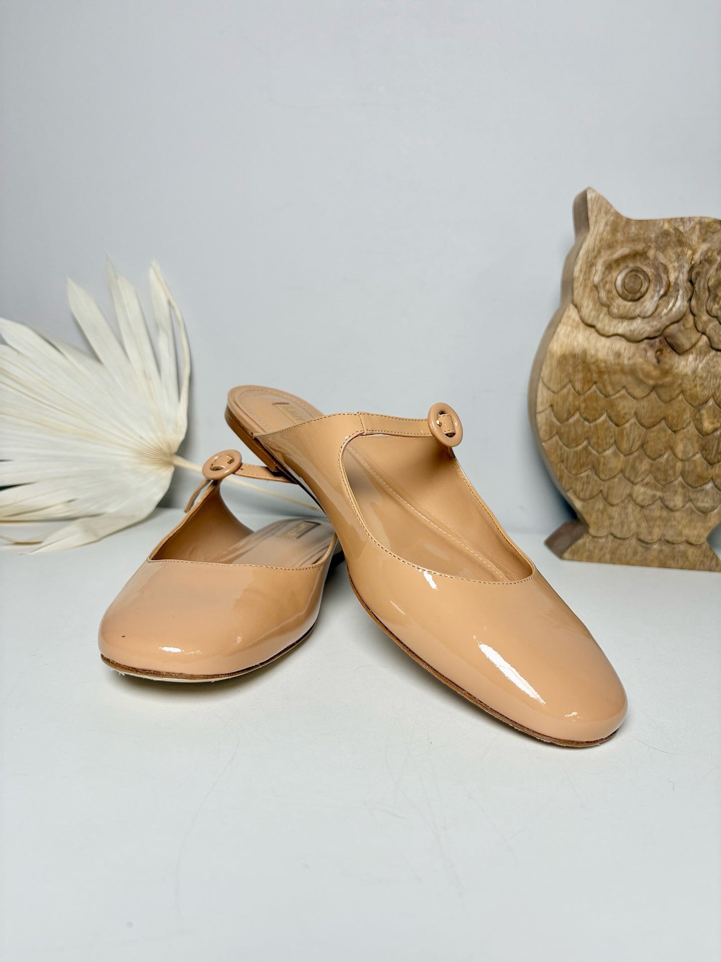 W NWT Shoe Size 9 Larroude Tan Patent Leather Blair Mary Jane Mule