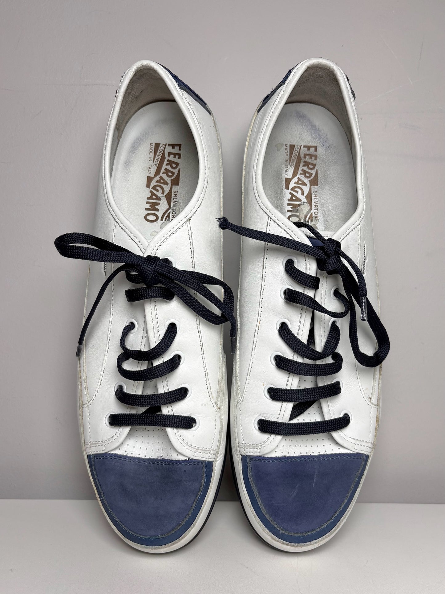 Salvatore Ferragamo White, Blue Leather Colorblock Men's Pre-owned 11 Sneakers