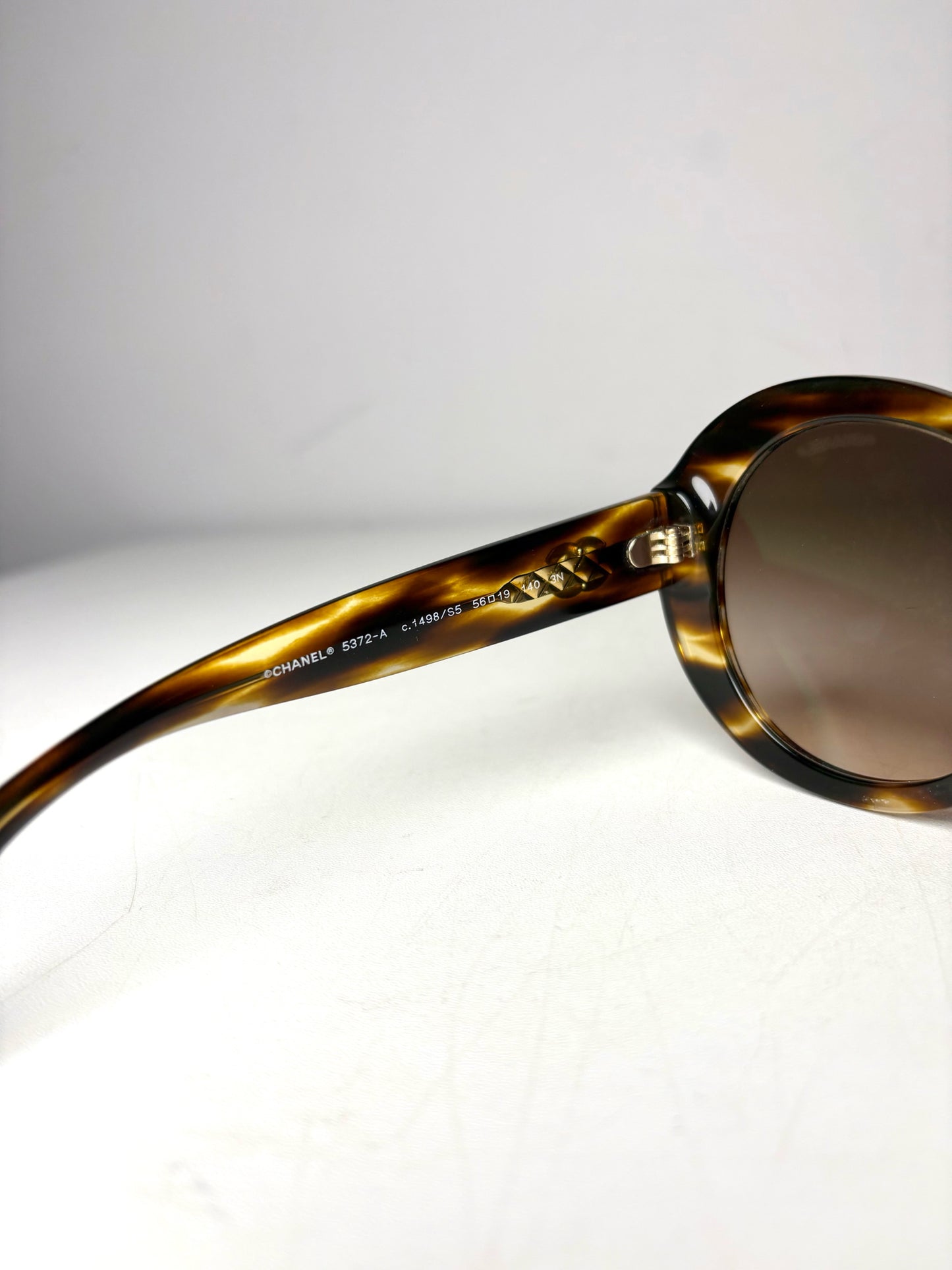 Chanel Pre-owned Brown Acetate Sunglasses
