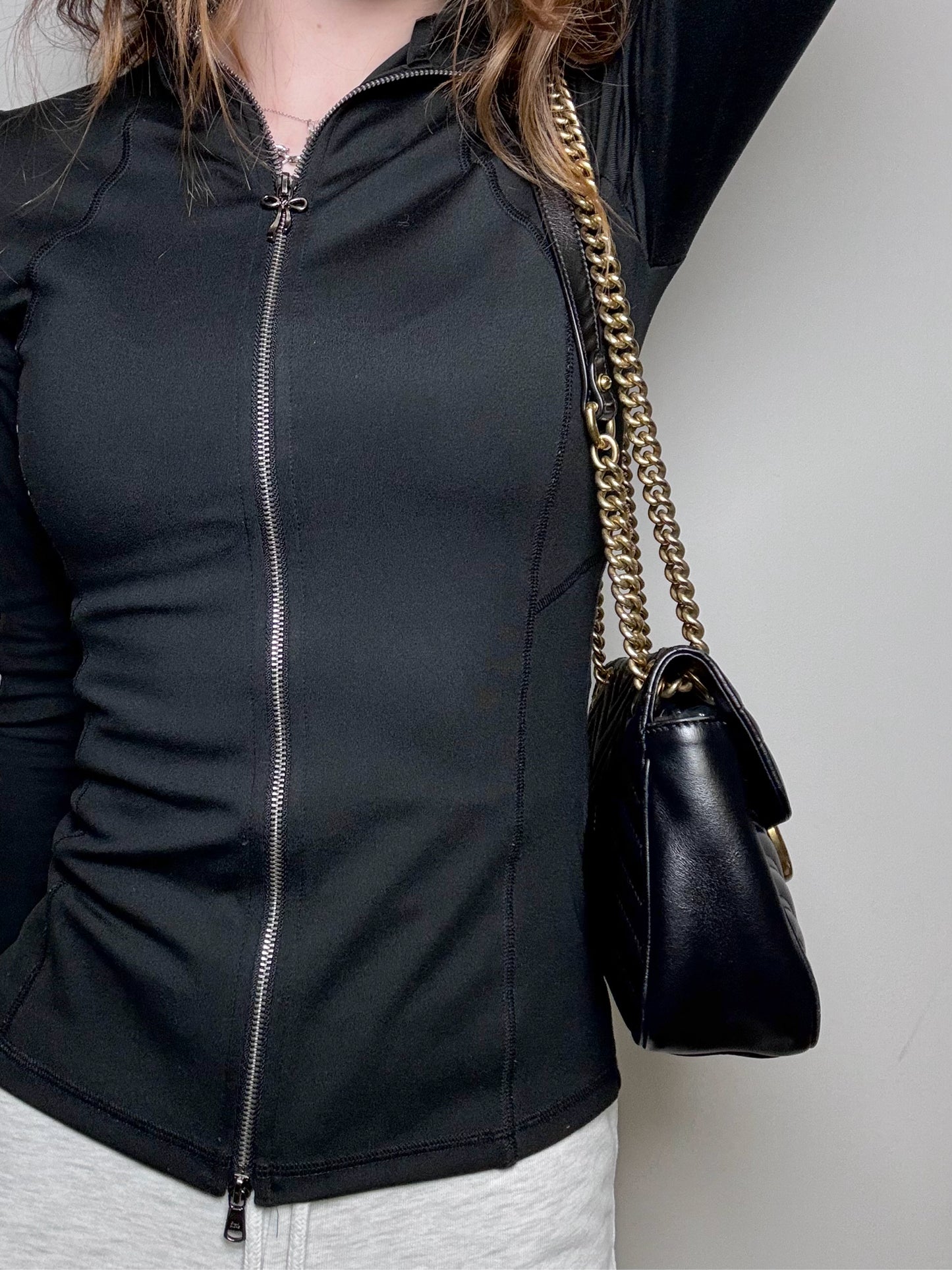 Gucci GG Marmont Flap Quilted Medium Leather Pre-owned Black Lambskin Purse
