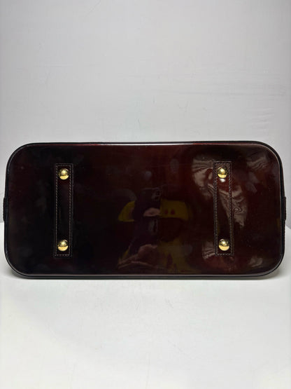 Women's Louis Vuitton Alma GM Rouge Monogram Vernis Leather 2011 Authentic Pre-Owned Bag