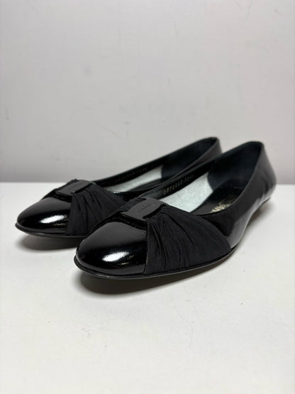 Women Shoe Size 7.5 Salvatore Ferragamo Black Patent Leather Calf Vintage Pre-Owned Crinoline Ballet Flats