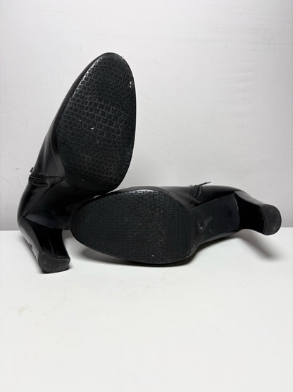 Women's Shoe Size 7 Stuart Weitzman Black Leather Pre-Owned Ankle Bootie Heels