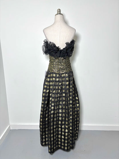 Women Size 6 Eugene Alexander Gold, black, white Squares Vintage Gown