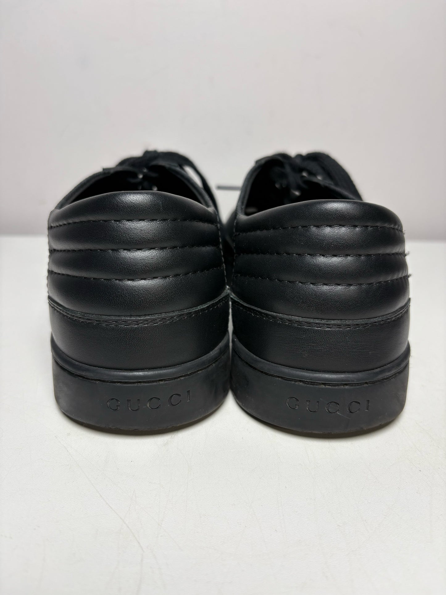 Men's Size 6.5 Authentic Gucci GG Canvas Low Grey & Black Monogram Pre-Owned Sneakers