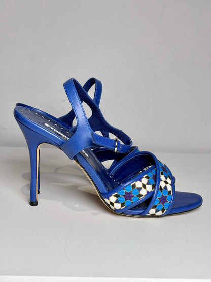 W Shoe Size 38 (8 US) Manolo Blahnik Talitha Blue Leather, Canvas Women's Heels