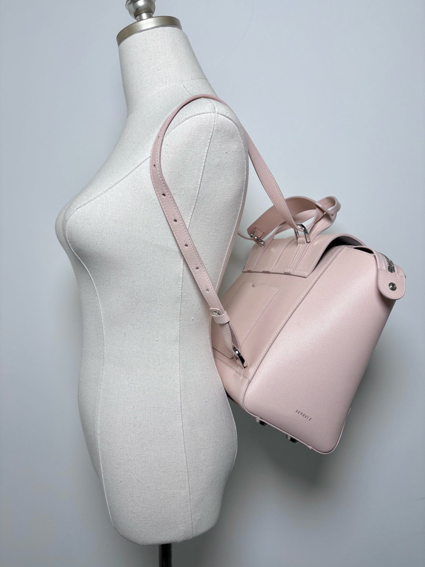 NWOT Blush Pink Pebble Grain Leather Maestra Backpack/Crossbody Purse