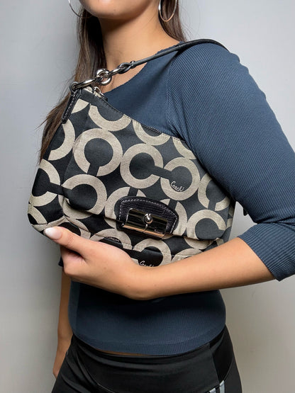 Women's Coach Kristin Grey & Black Canvas Vintage Pre-Owned Shoulder Bag Purse Circa 2010