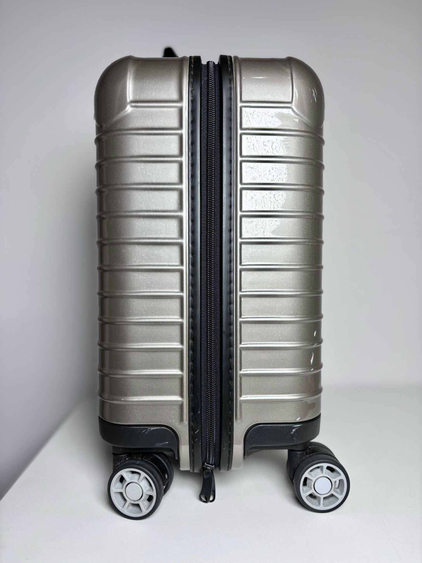 Rimowa Salsa 15" Taupe Sleeve Collection Suitcase Pre-owned