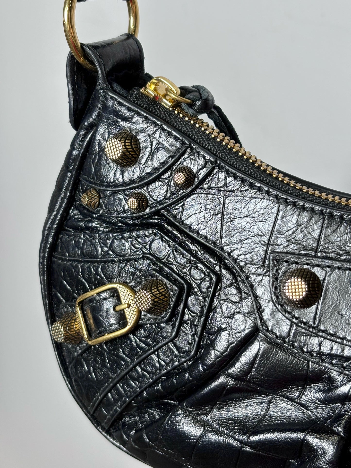 Balenciaga La Cagole XS Arena Lambskin Black Aged Hardware NWT Pre-owned Bag