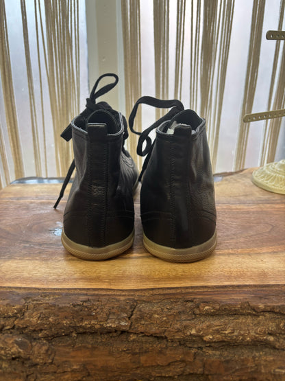 W Shoe Size 40 (10, US) Prada Black Nappa Leather high Top Sneakers