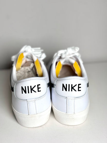 Nike White Leather Solid w/Swoosh Men's Pre-owned, NWT 11.5 Sneakers